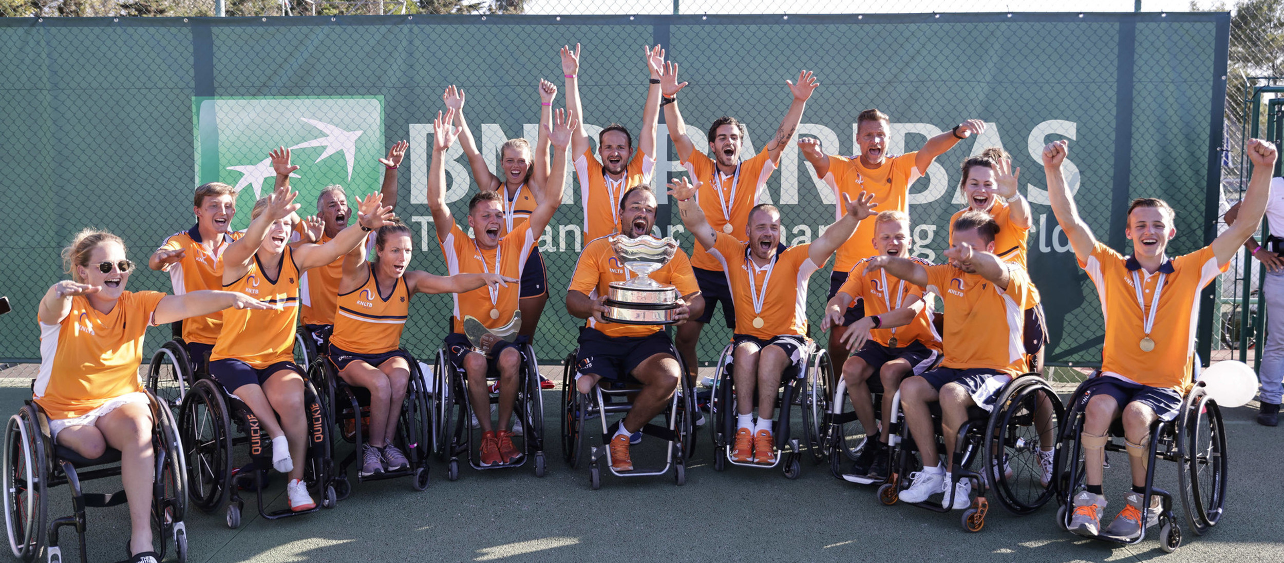 MEDAL CEREMONY 01 666279 ITF Srdjan Stevanovic Web(1)